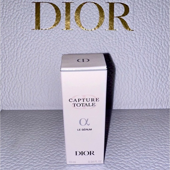 2 Capture Totale Serums - Picture 5 of 5